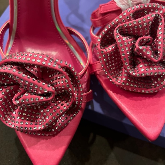 Hot Pink  Satin Shoes - Picture 6 of 6